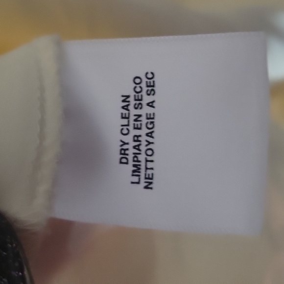 JONES NEW YORK COLLECTION Women's Button-Down Dress Shirt Size 16 Cream - Picture 9 of 10